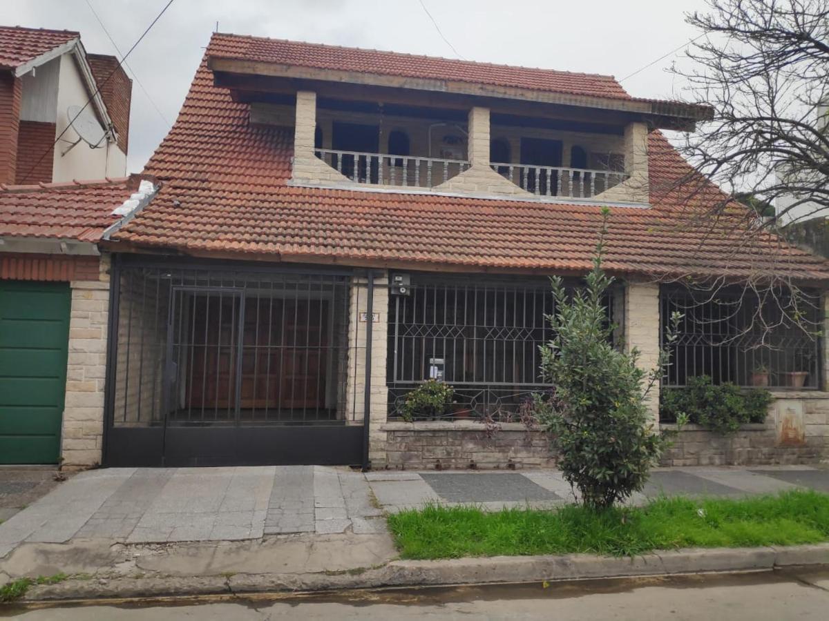 Casa D'Vilero En Temperley Esterno foto