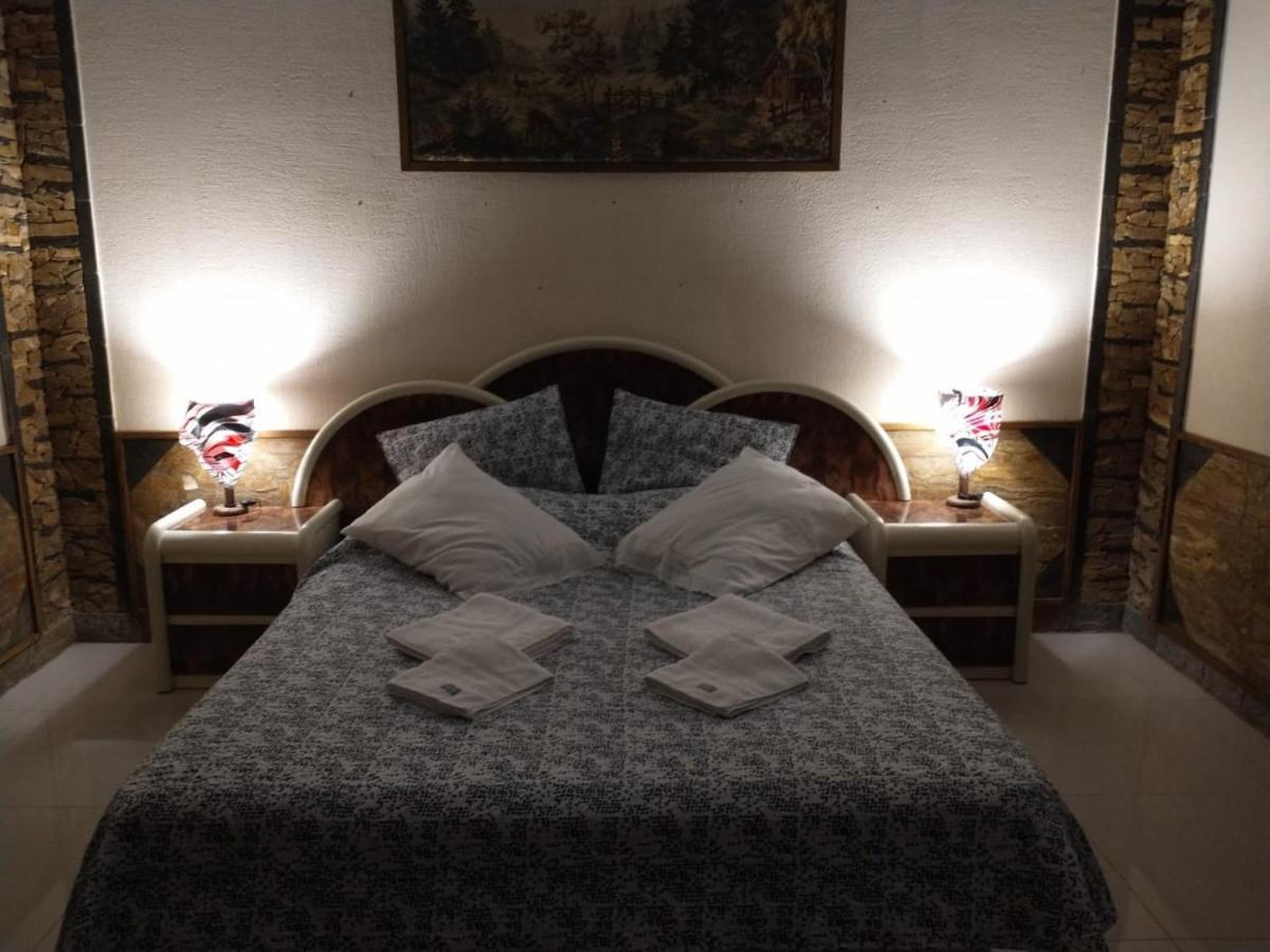 Casa D'Vilero En Temperley Esterno foto
